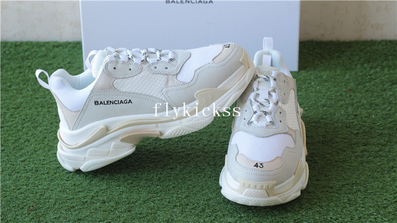 Balenciaga 2017 Fall Winter Triple-S Sneakers Cream